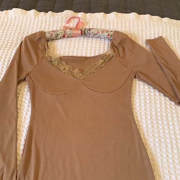 🤎 Dress - Picture 4 of 7